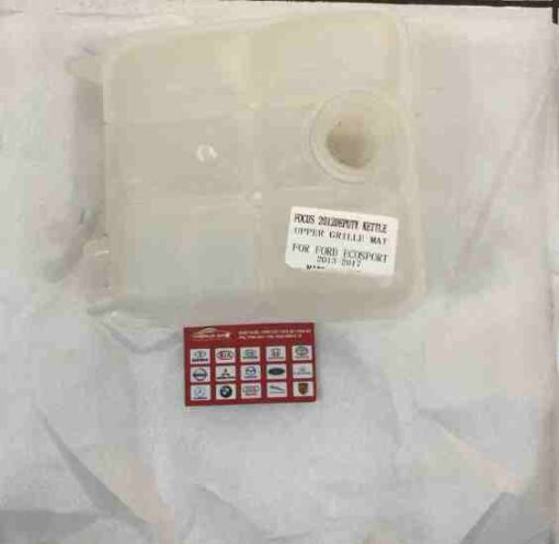 BÌNH NƯỚC RỬA KÍNH FORD FOCUS