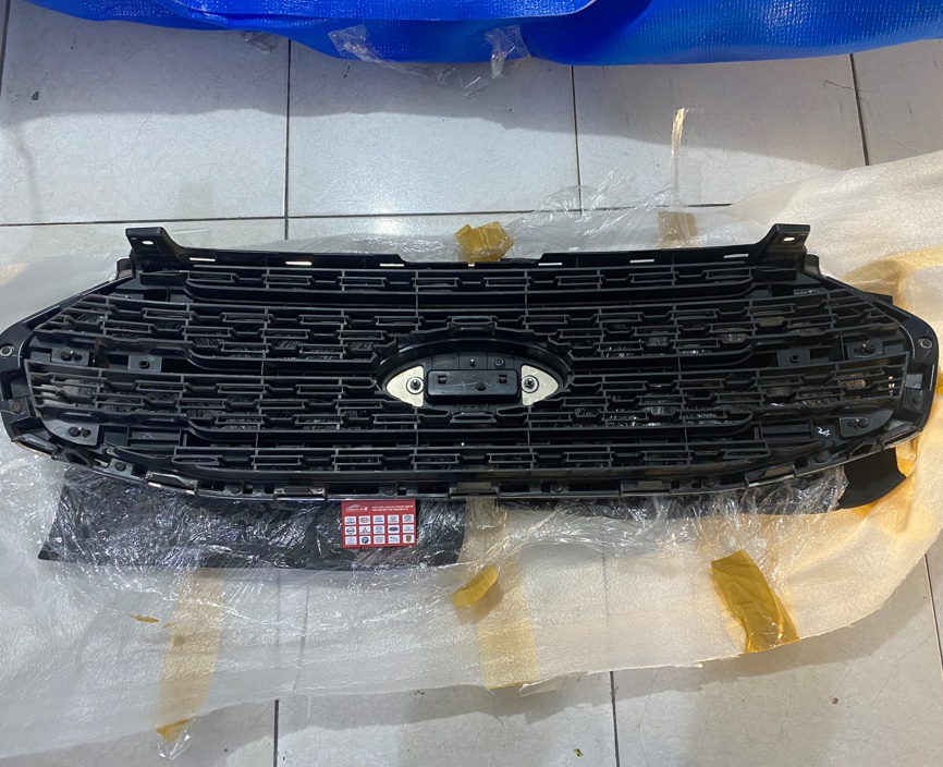 MẶT CA LĂNG FORD EVEREST