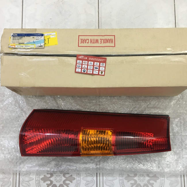 ĐÈN HẬU PHẢI FORD EVEREST 2005 -2007