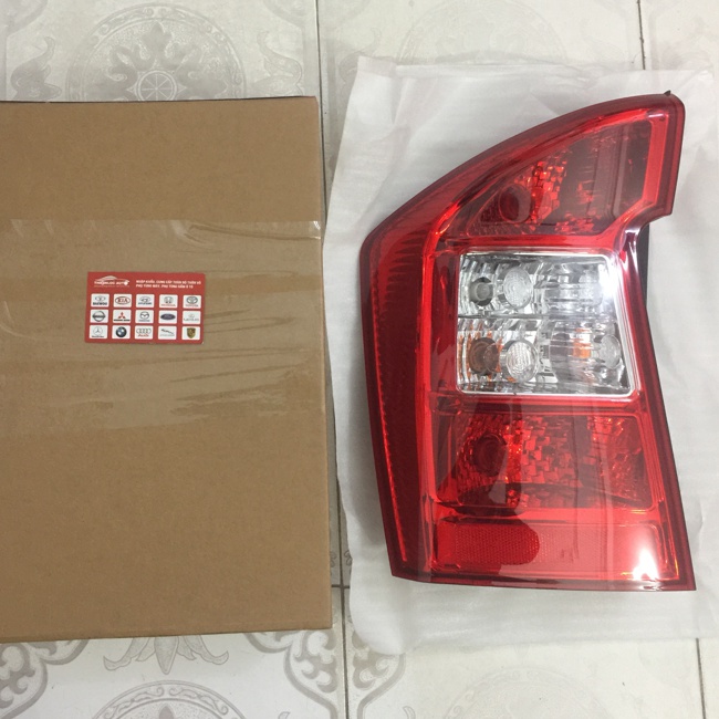 ĐÈN HẬU LÁI KIA CARENS