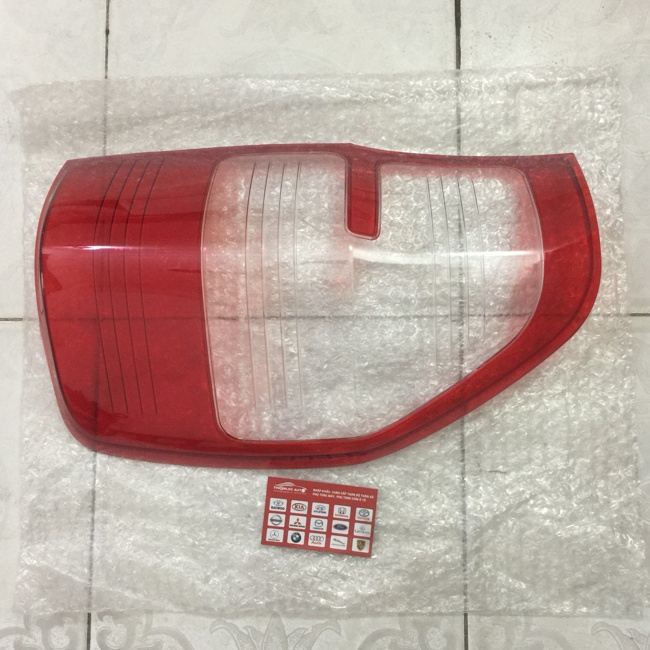MẶT ĐÈN HẬU FORD RANGER
