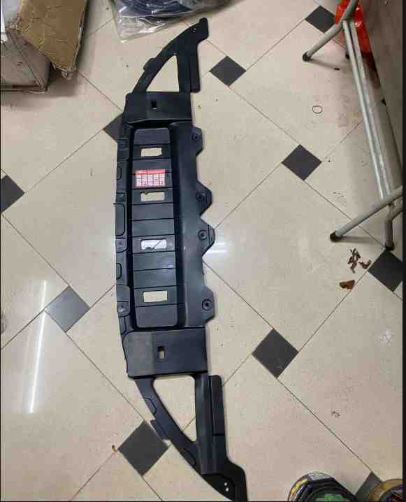 CHẮN BÙN GẦM GIỮA DAEWOO LACETTI,